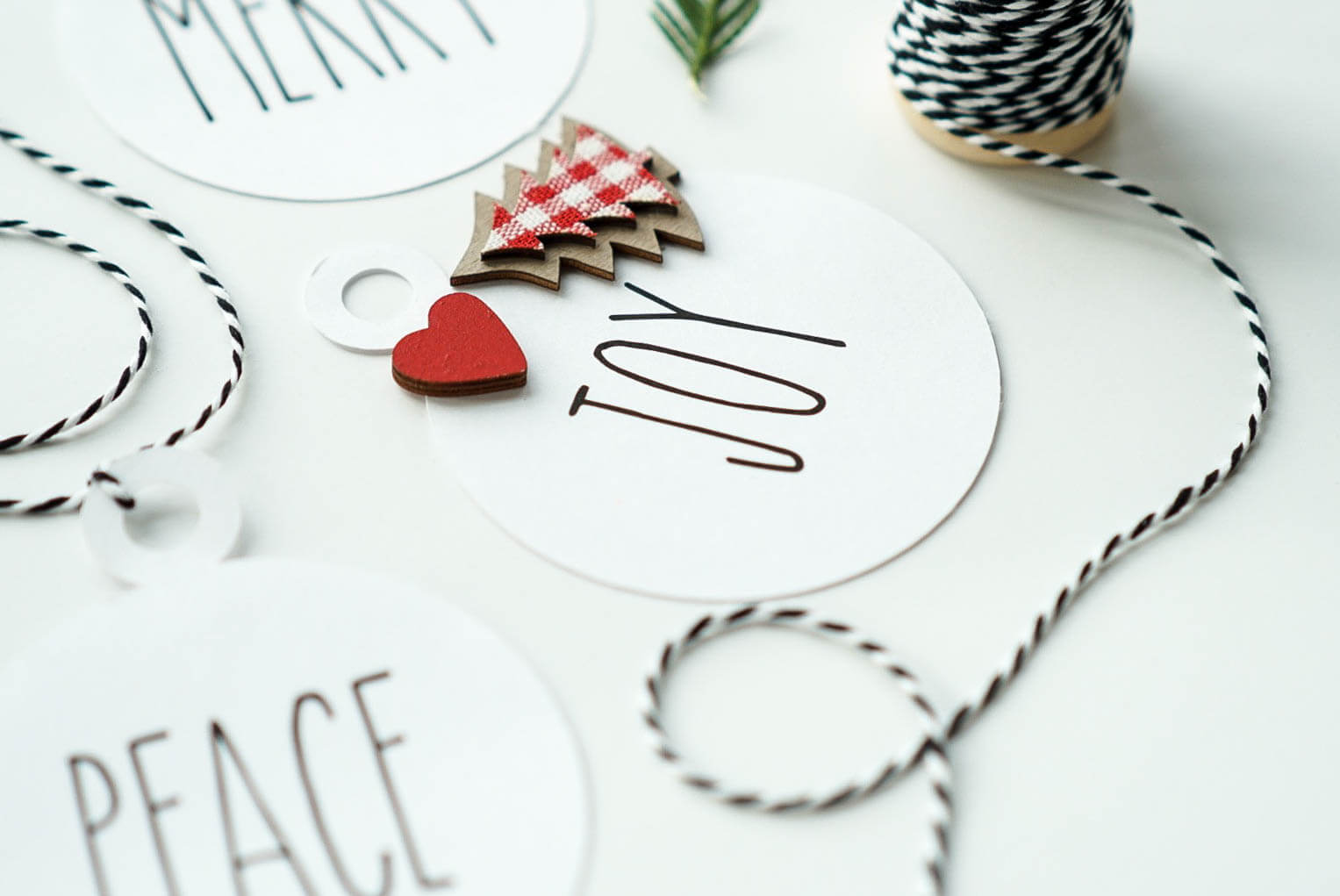 print then cut gift tags