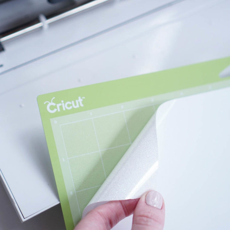 DIY Tutorial How to Layer Heat Transfer Vinyl On A Fleece Blanket