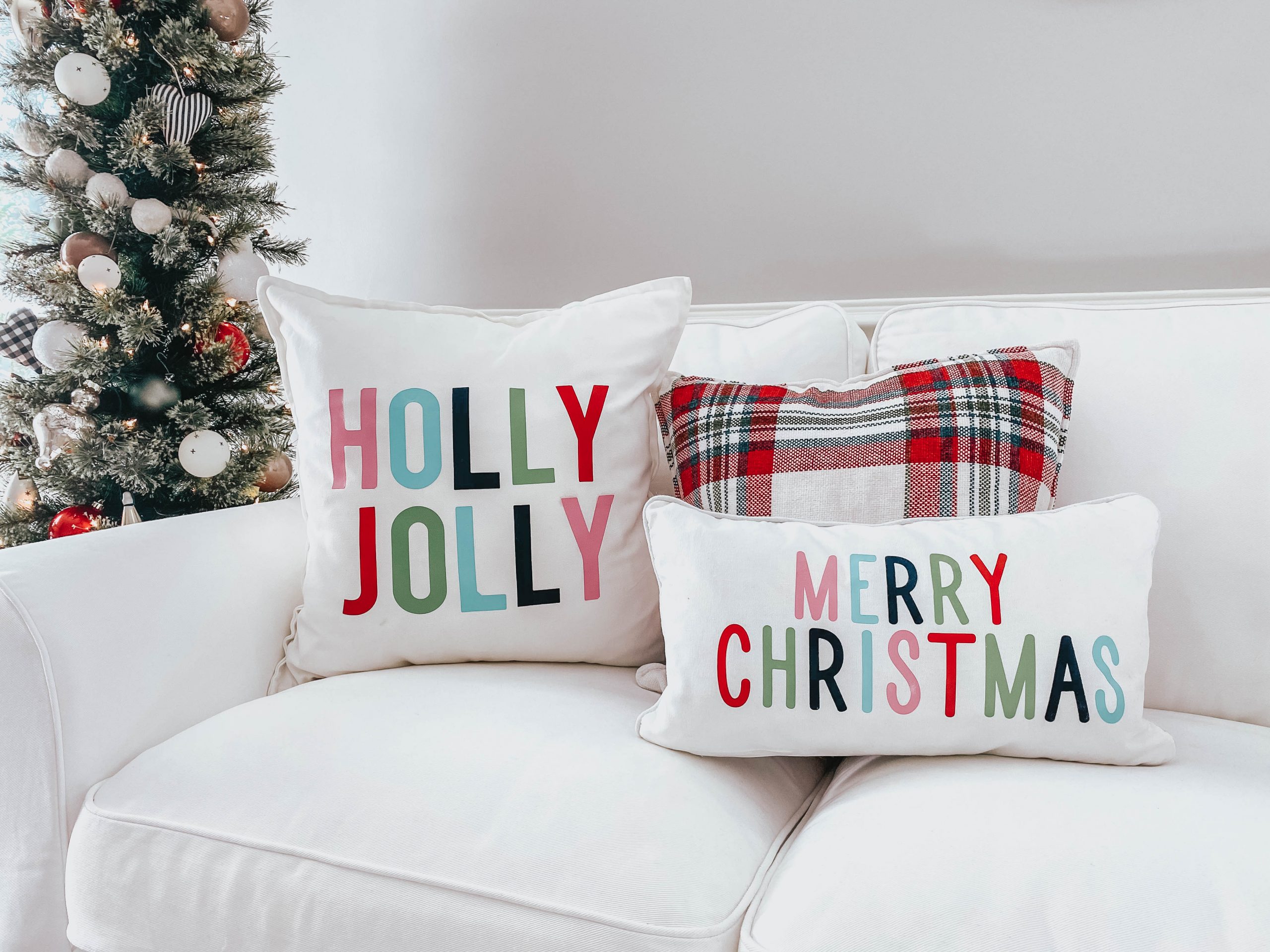 DIY Home Decor Idea: How To Add Heat Transfer Vinyl On Pillows