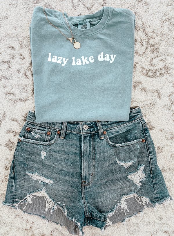 lazy-lake-day