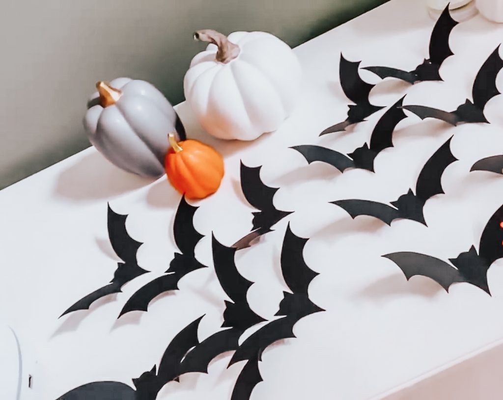 WORBLA HALLOWEEN BATS WITH CRICUT MAKER Crafts Mad in Crafts