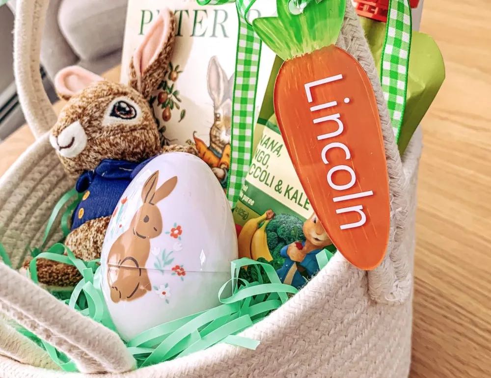 easter basket with carrot shaped acrylic tag